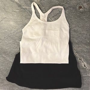 Lululemon pace rival mid rise skirt and ebb to street tank top